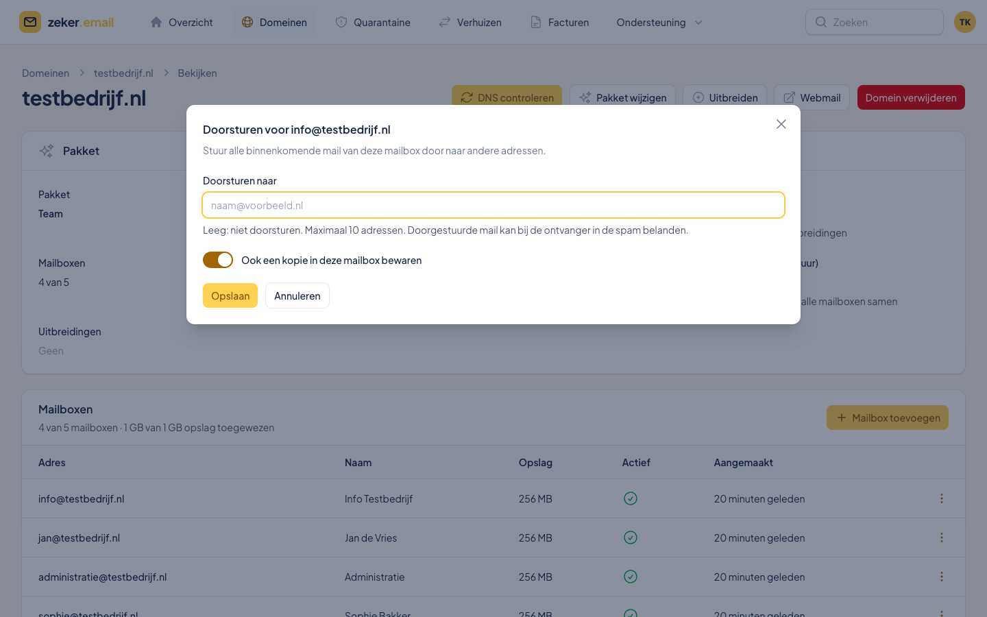 Doorsturen instellen voor een mailbox, met kopie in de eigen mailbox
